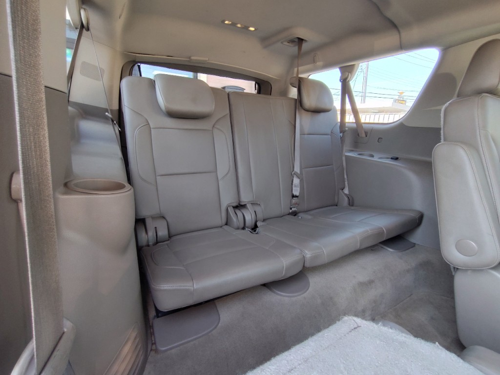2016 Chevrolet Suburban Image 44