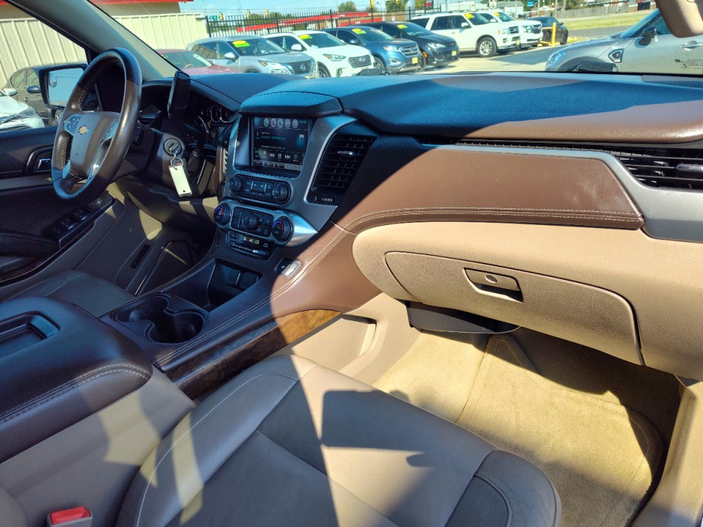 2016 Chevrolet Suburban Image 51