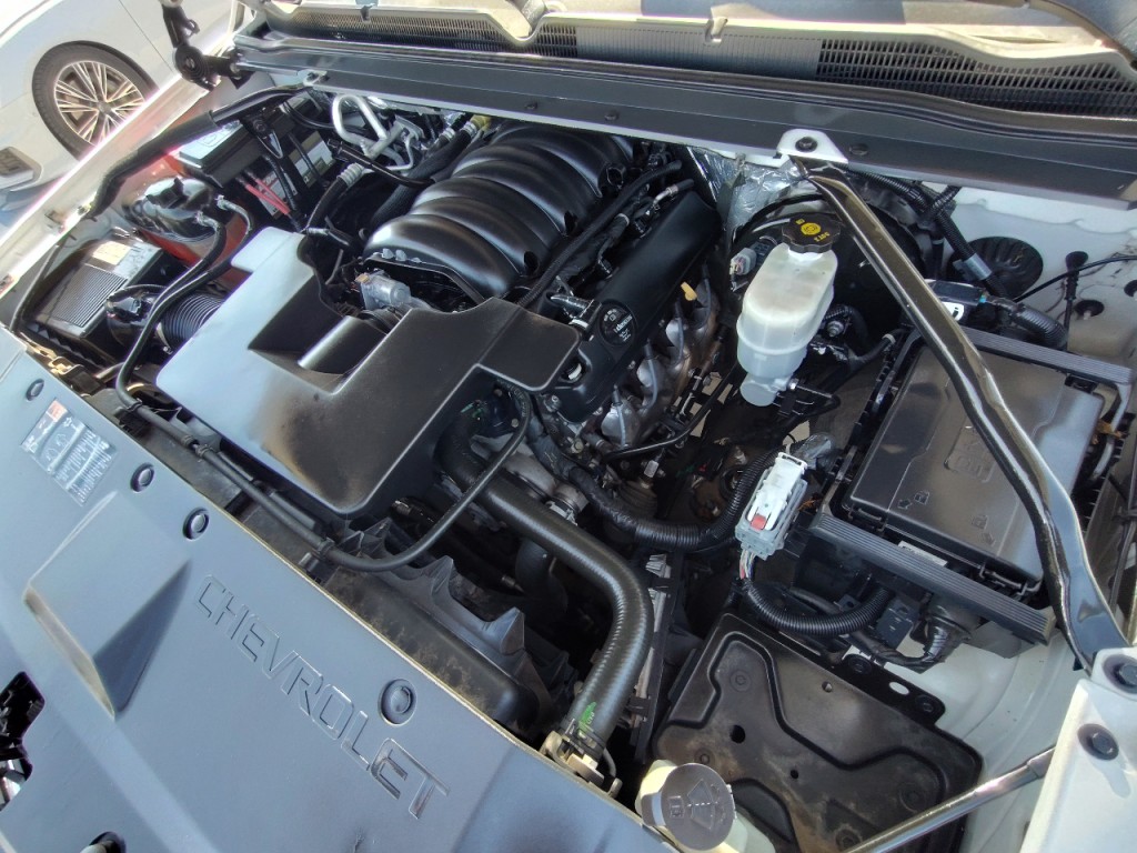 2016 Chevrolet Suburban Image 57