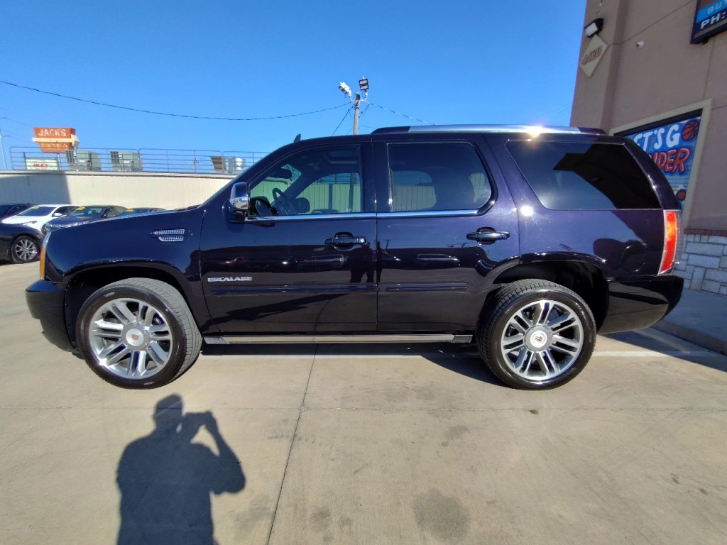 2014 Cadillac Escalade Image 7