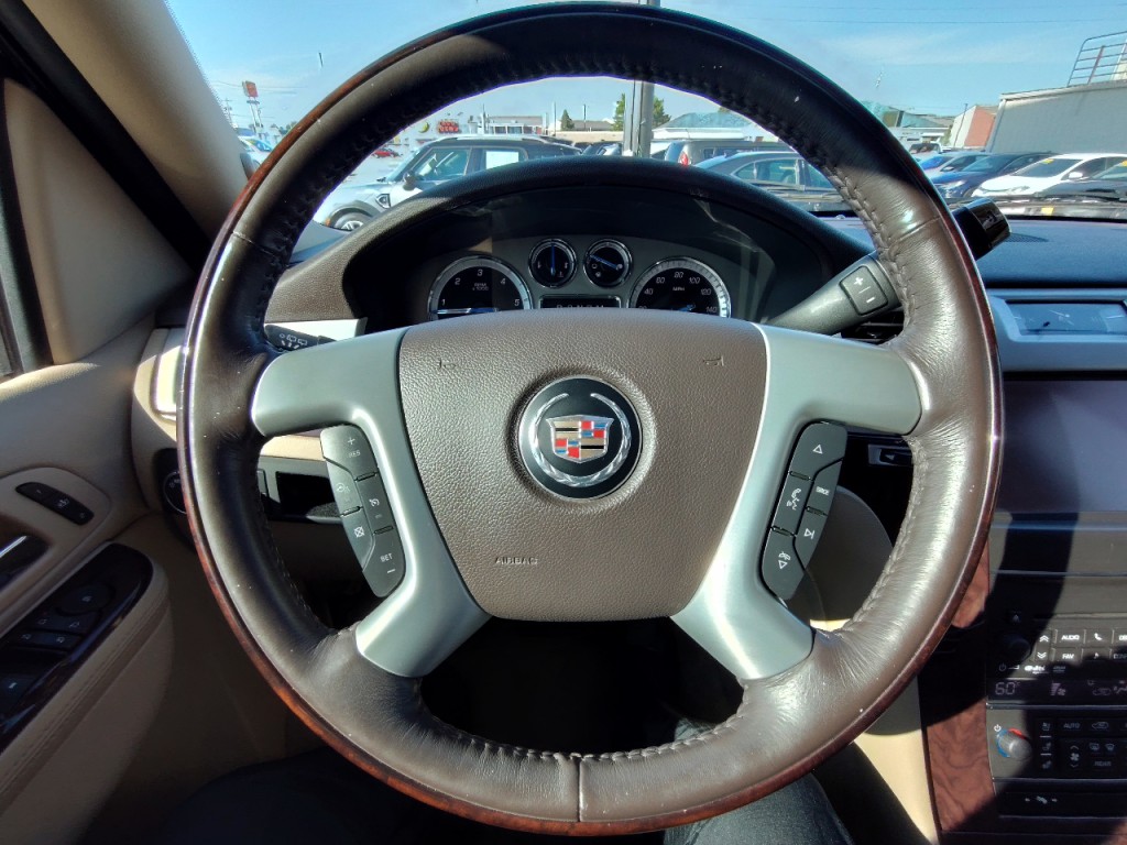 2014 Cadillac Escalade Image 15