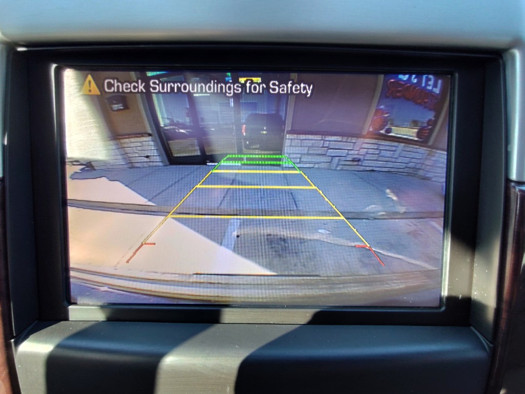 2014 Cadillac Escalade Image 20