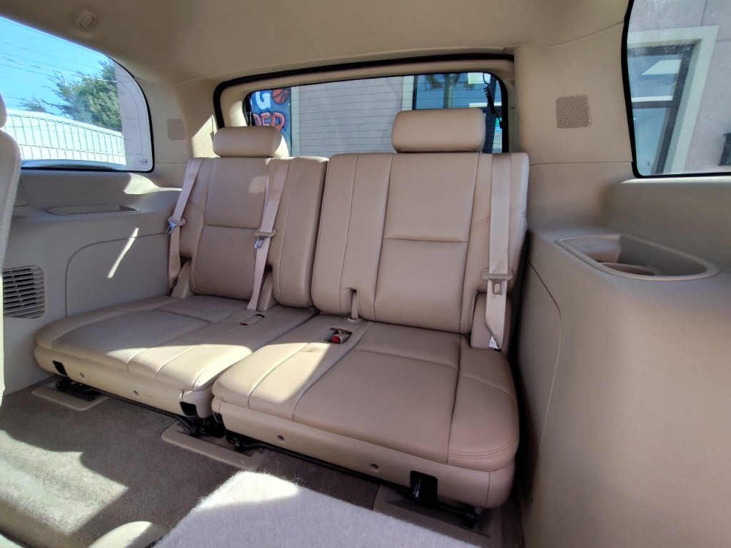 2014 Cadillac Escalade Image 33