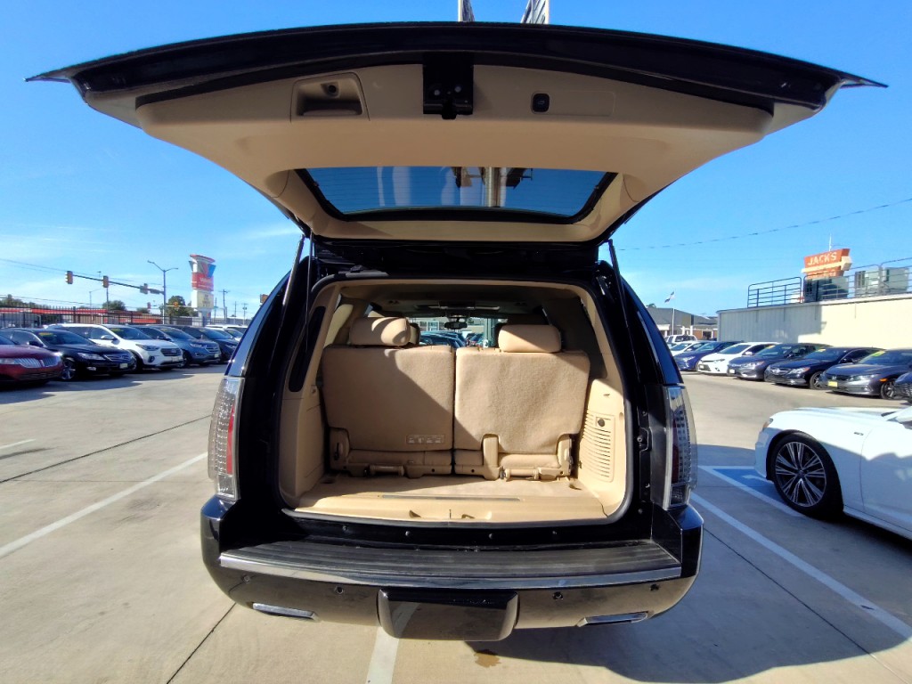 2014 Cadillac Escalade Image 48