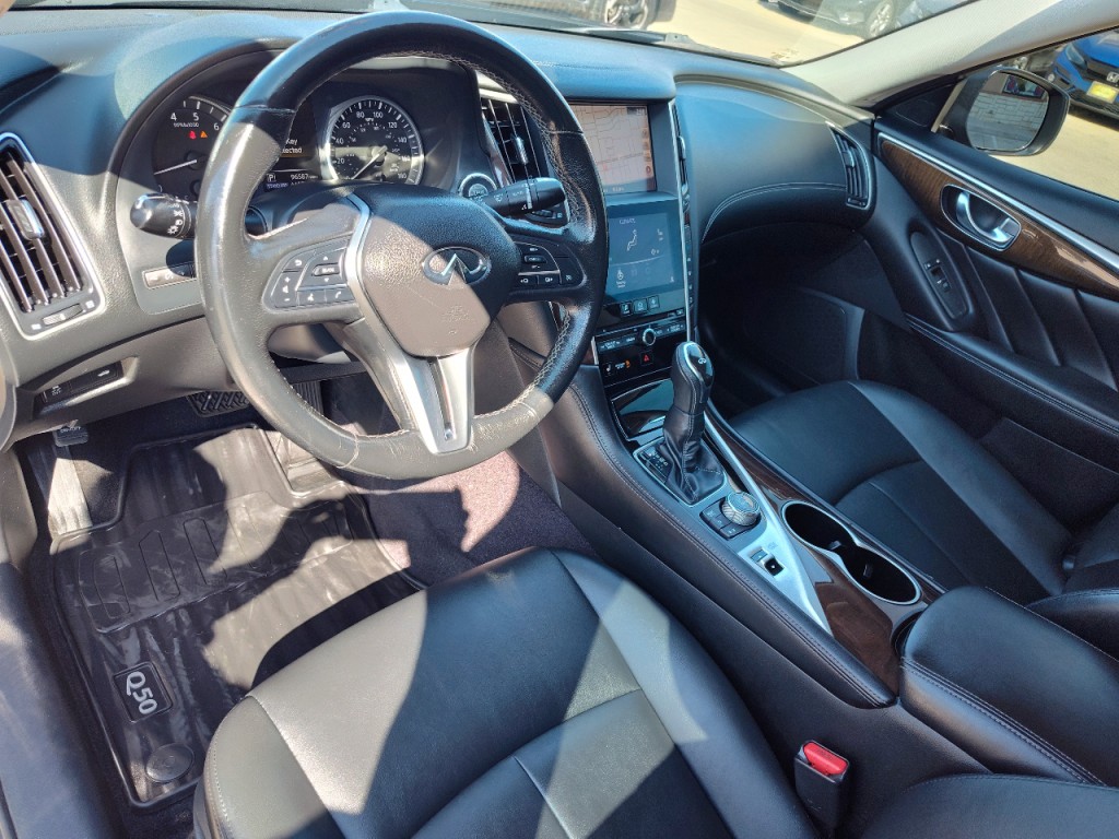 2018 INFINITI Q50 Image 15