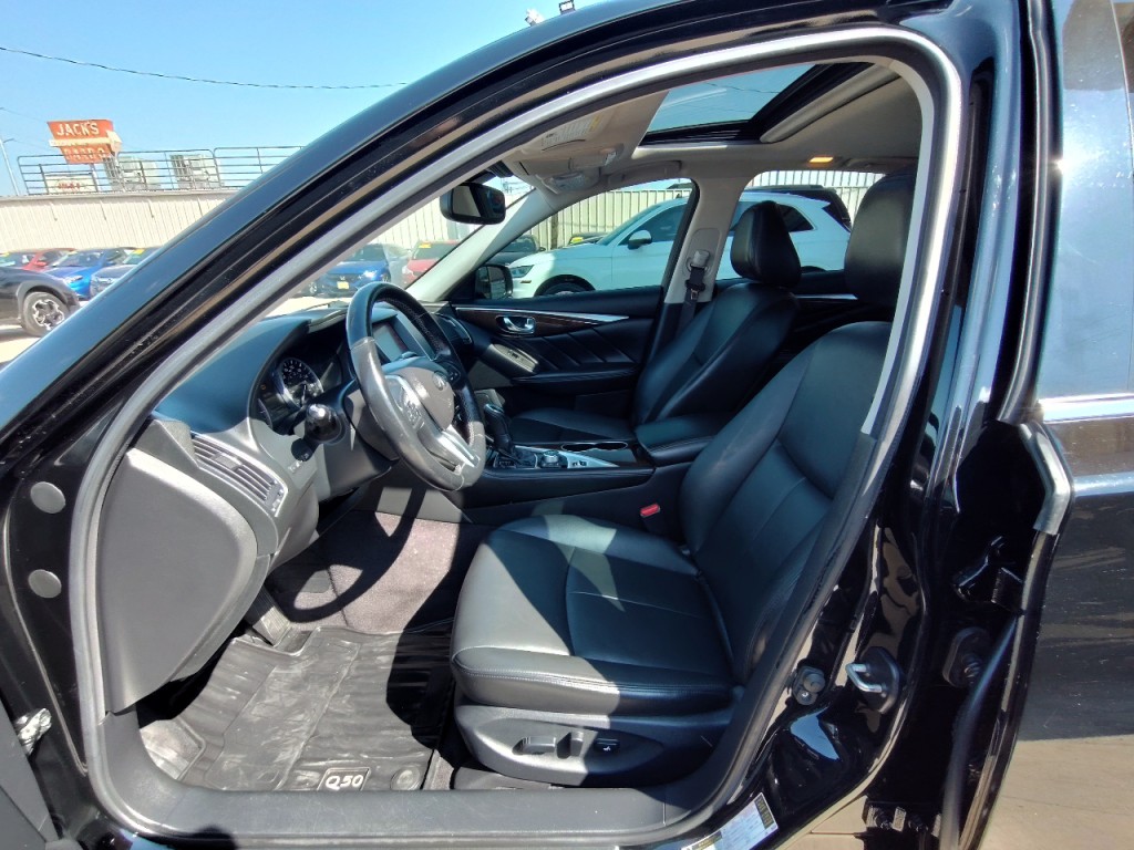 2018 INFINITI Q50 Image 27