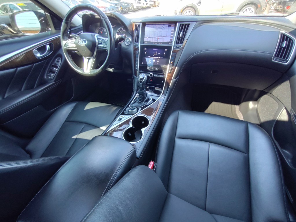 2018 INFINITI Q50 Image 35