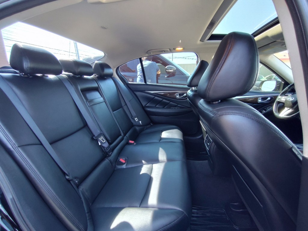 2018 INFINITI Q50 Image 39