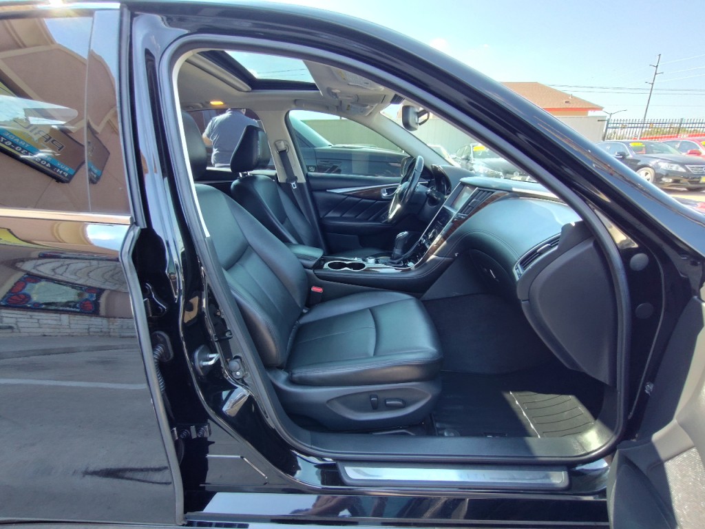 2018 INFINITI Q50 Image 41