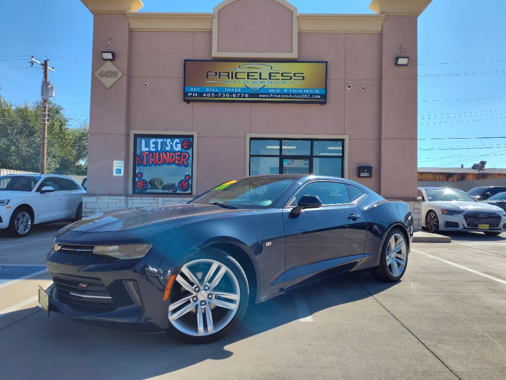 2016 Chevrolet Camaro Image 2