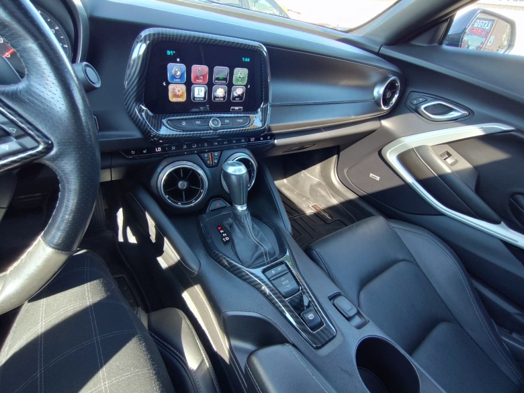2016 Chevrolet Camaro Image 20