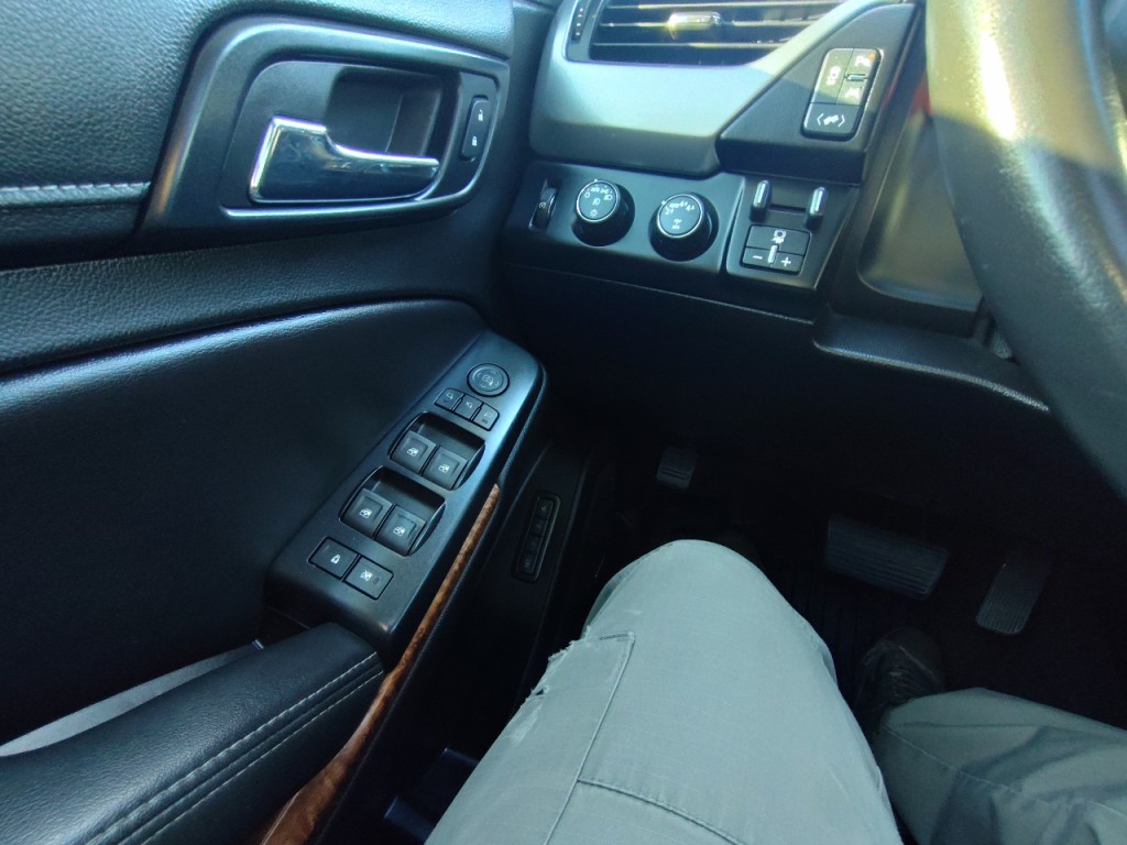 2018 Chevrolet Tahoe Image 17