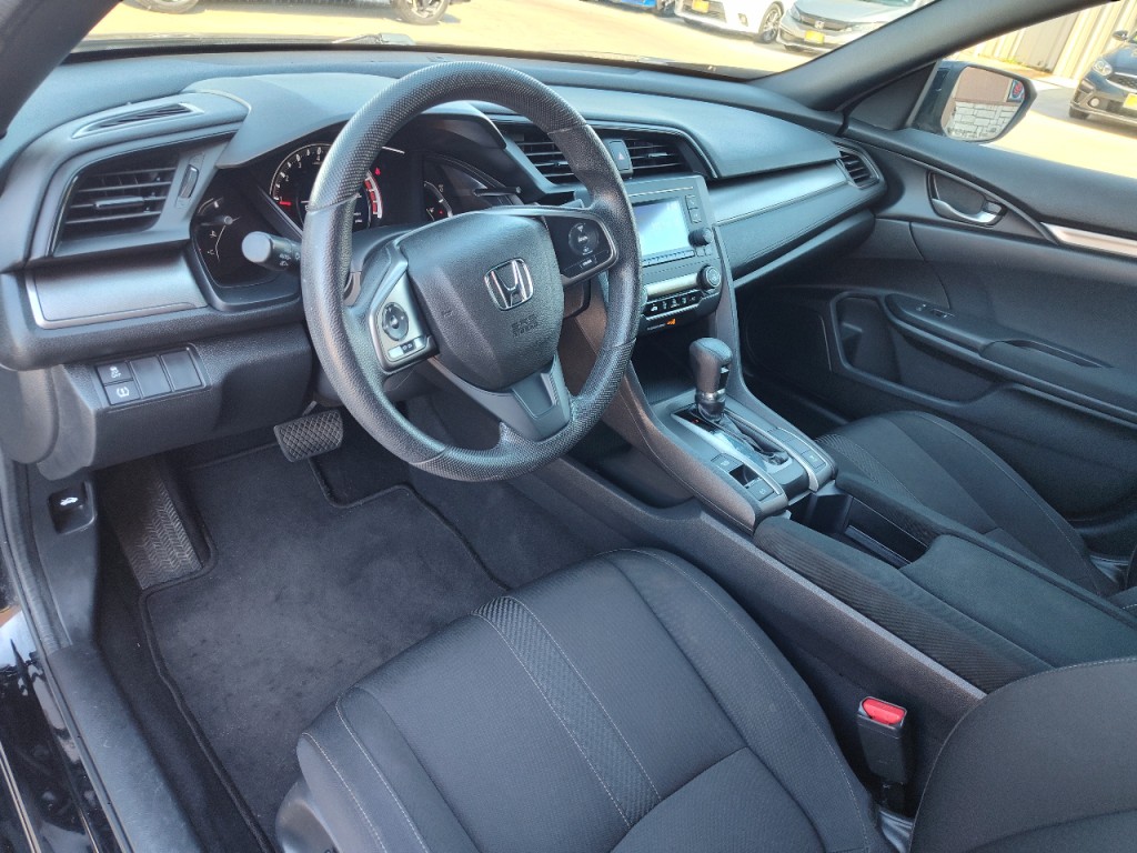 2018 Honda Civic Image 11
