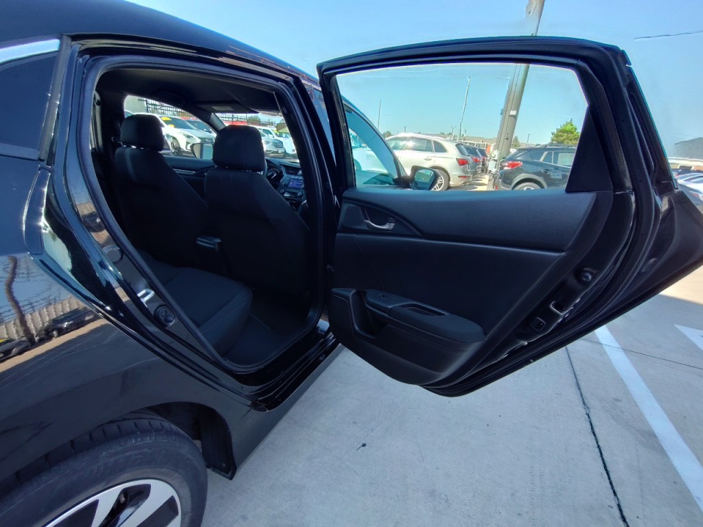 2018 Honda Civic Image 29
