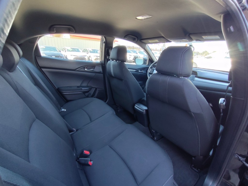 2018 Honda Civic Image 31