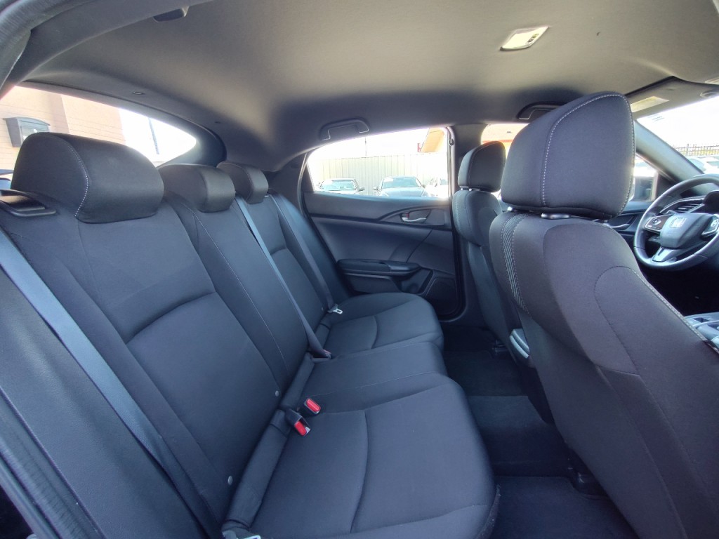 2018 Honda Civic Image 32