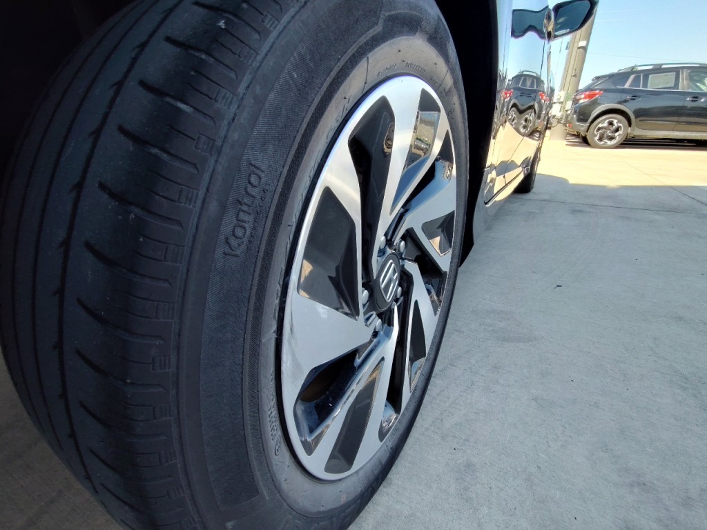 2018 Honda Civic Image 37