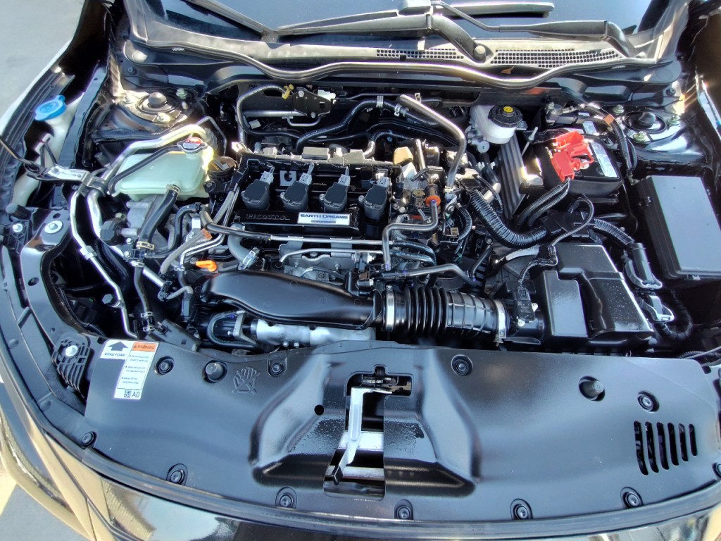 2018 Honda Civic Image 40