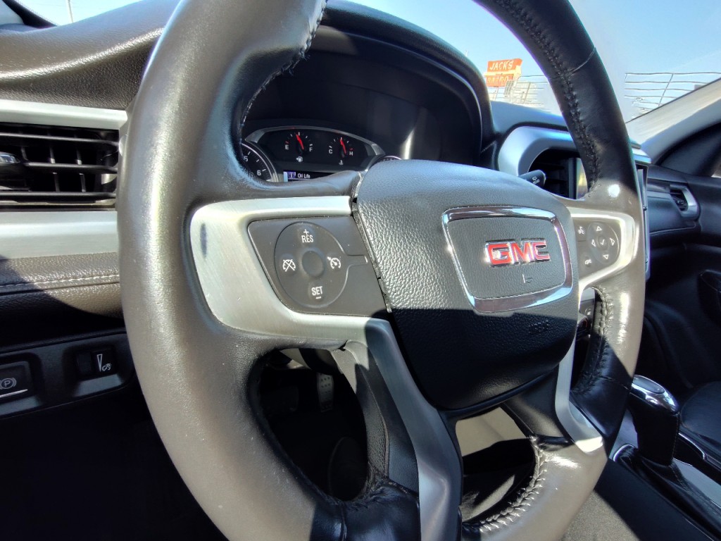 2019 GMC Acadia Image 17