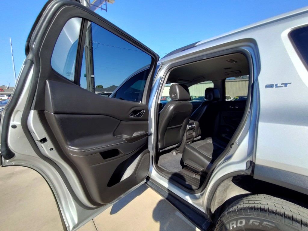 2019 GMC Acadia Image 28