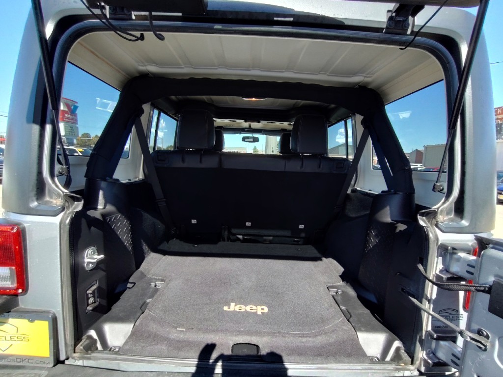 2015 Jeep Wrangler Image 44