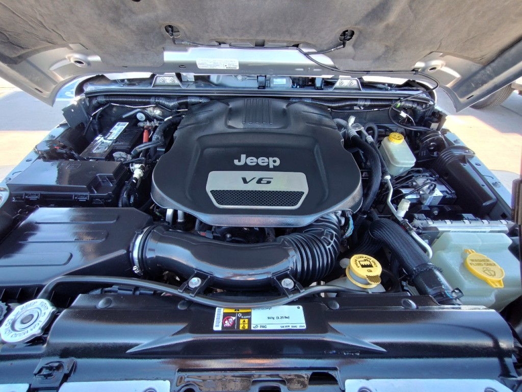 2015 Jeep Wrangler Image 47