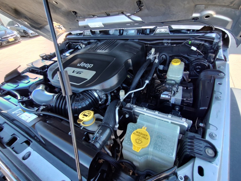 2015 Jeep Wrangler Image 48