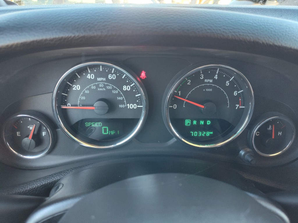 2015 Jeep Wrangler Image 19