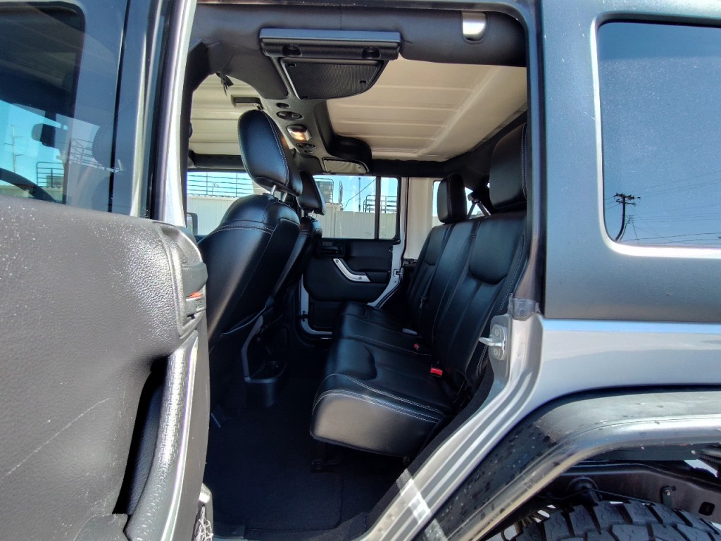 2015 Jeep Wrangler Image 27