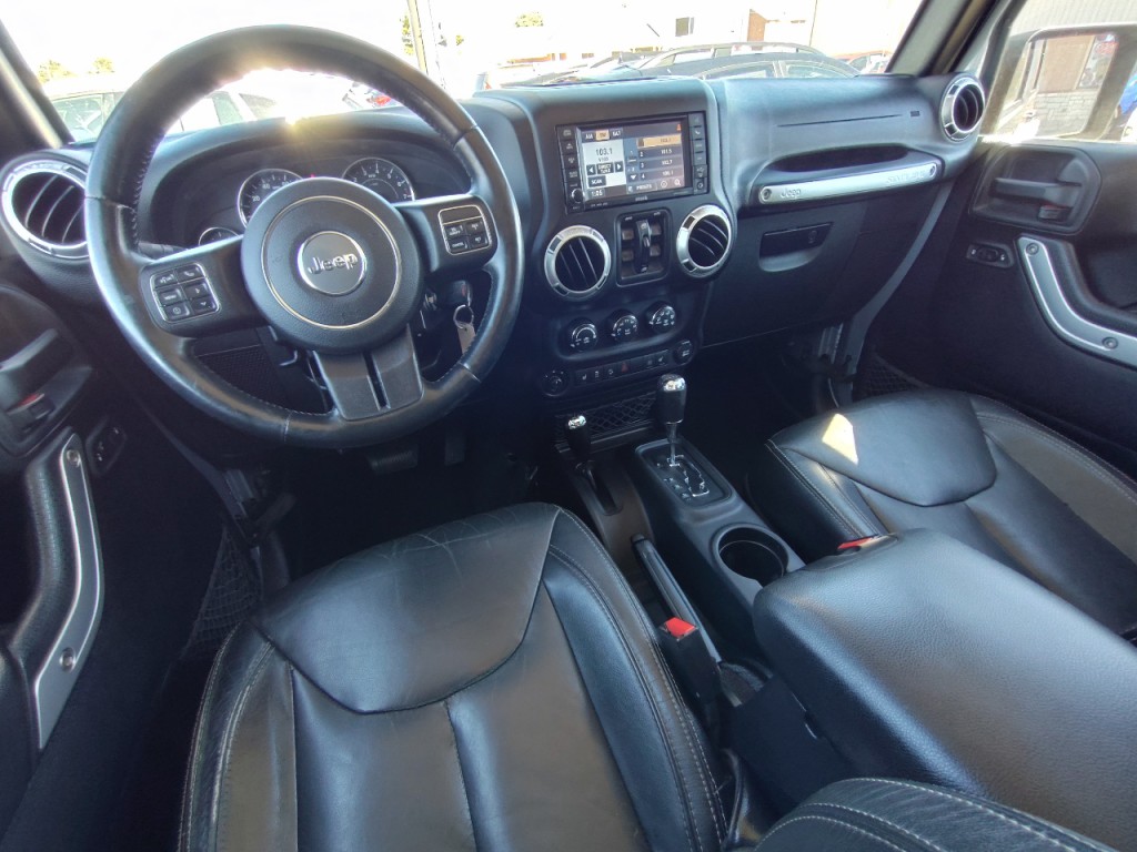 2015 Jeep Wrangler Image 31
