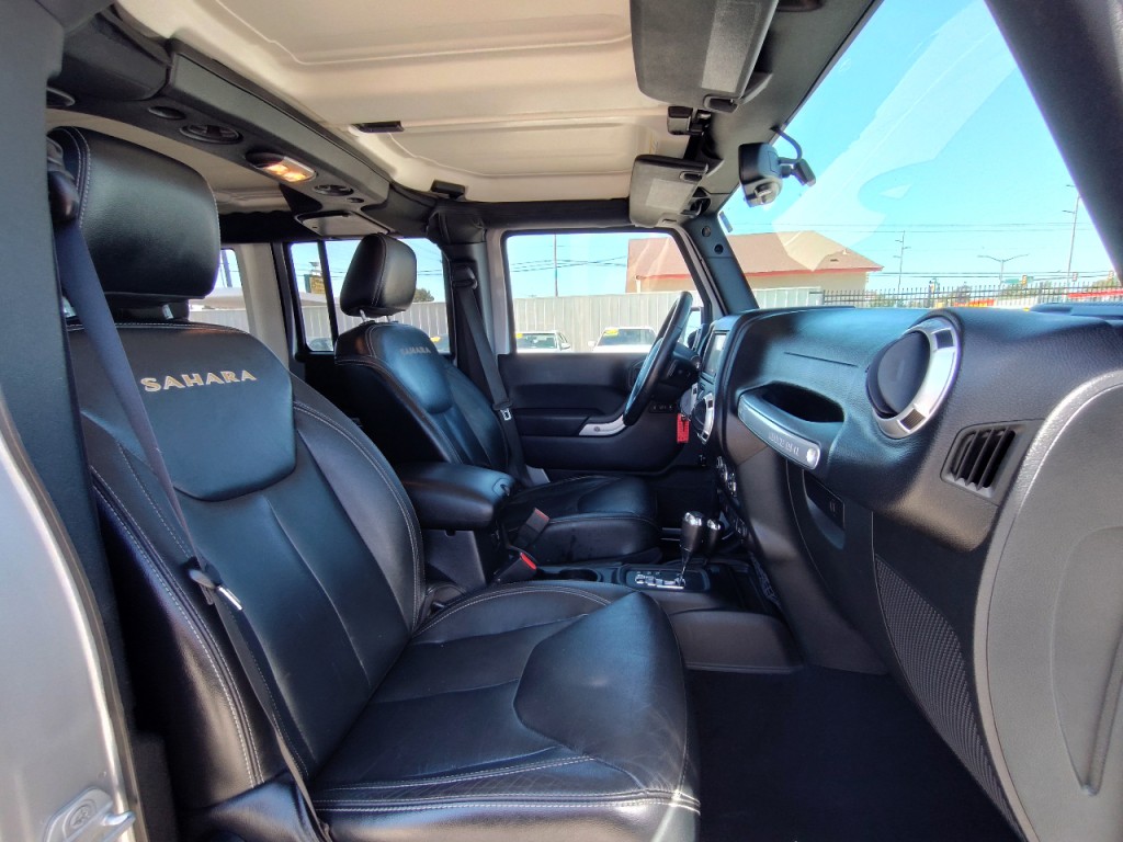 2015 Jeep Wrangler Image 40