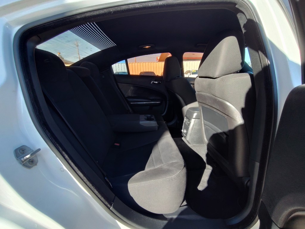 2014 Dodge Charger Image 39