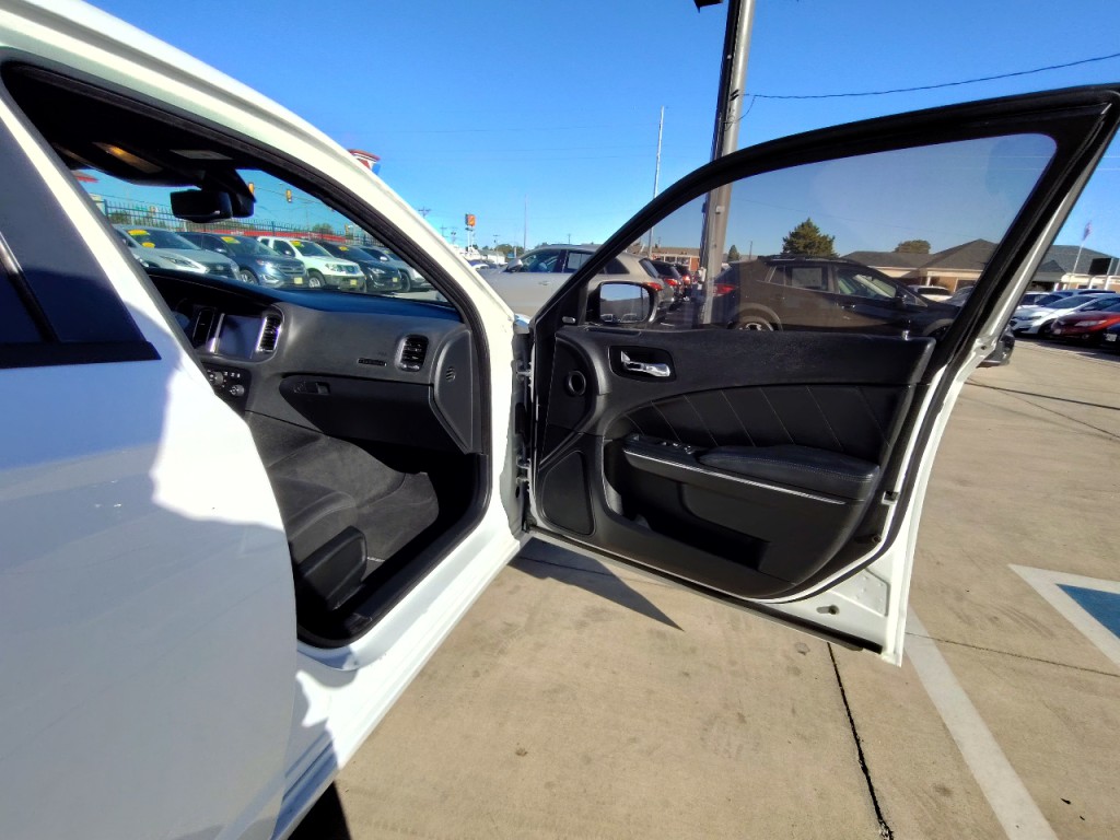 2014 Dodge Charger Image 41