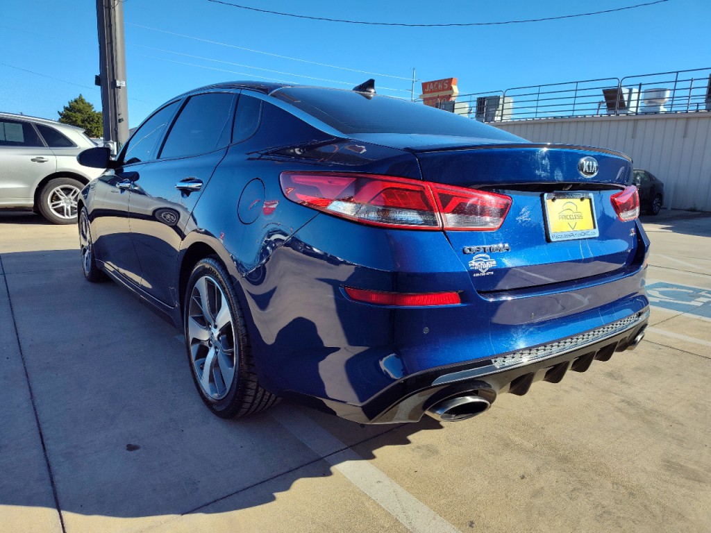 2019 Kia Optima Image 7