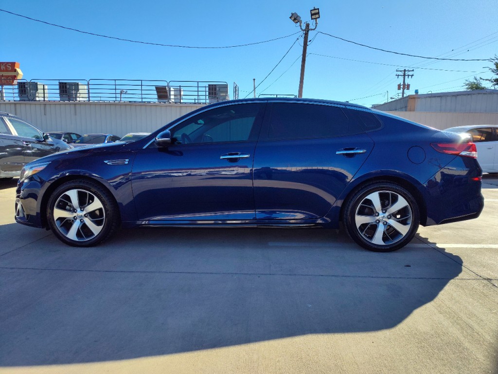 2019 Kia Optima Image 8