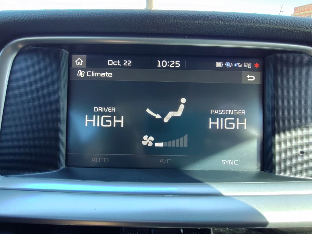 2019 Kia Optima Image 28