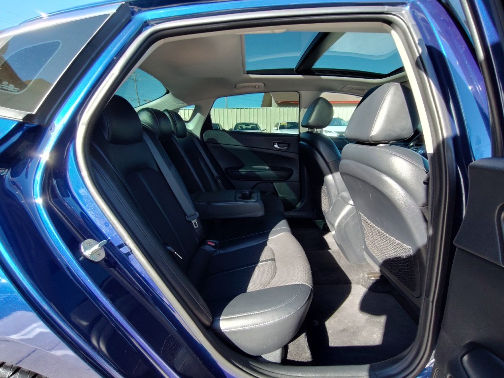 2019 Kia Optima Image 39