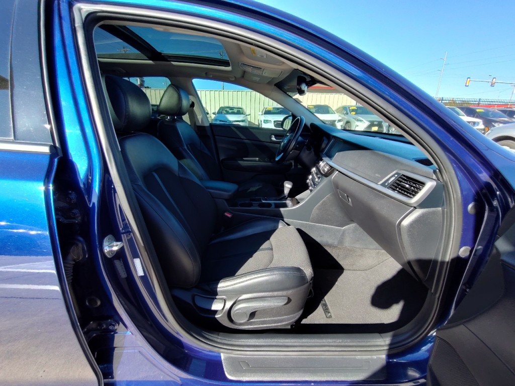 2019 Kia Optima Image 42