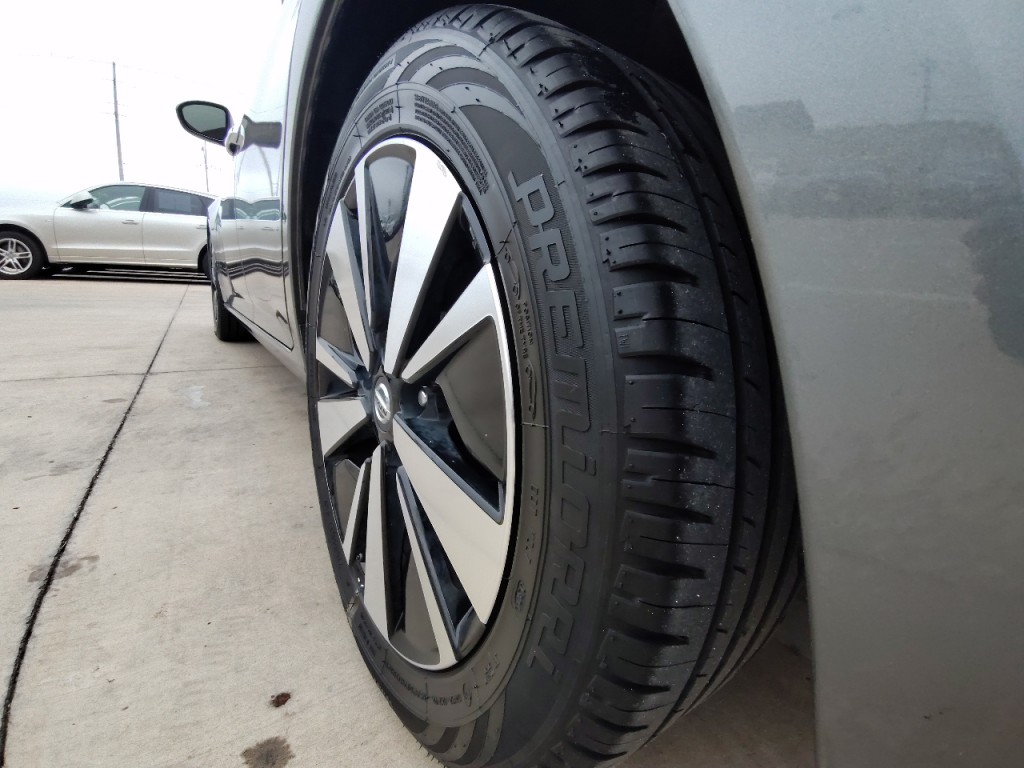 2022 Nissan Altima Image 11