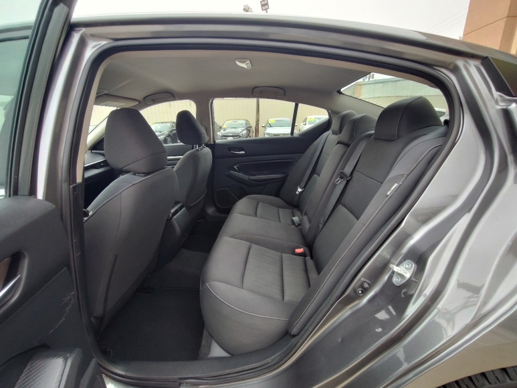 2022 Nissan Altima Image 27