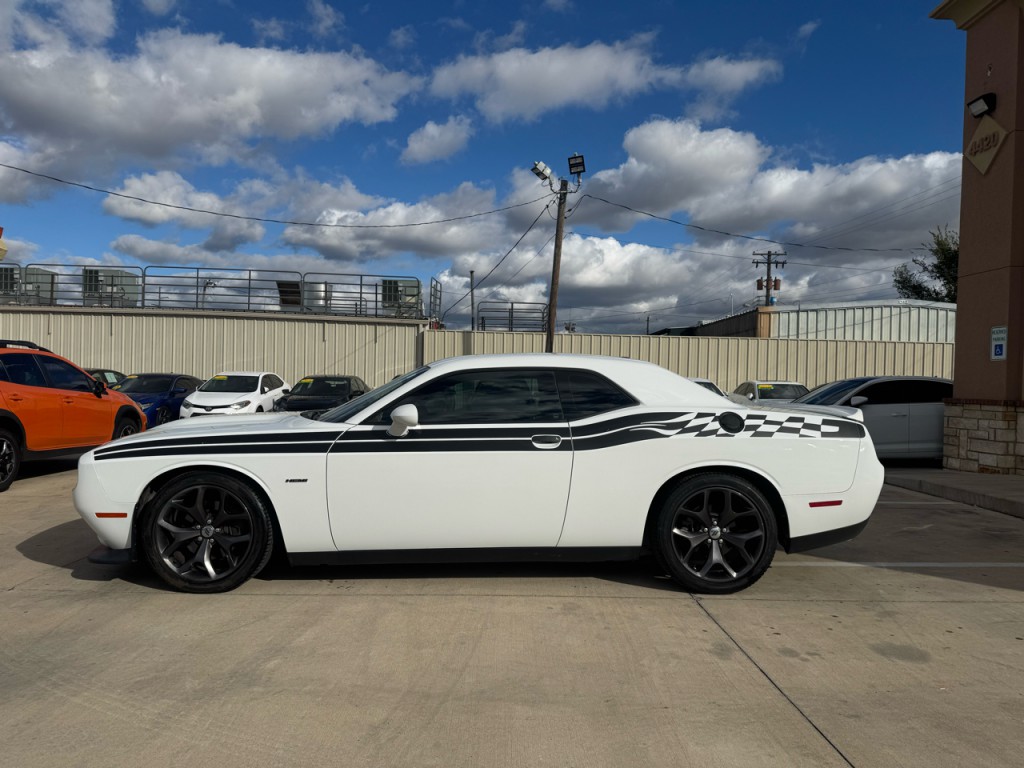 2019 Dodge Challenger Image 7