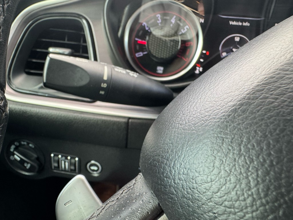 2019 Dodge Challenger Image 27