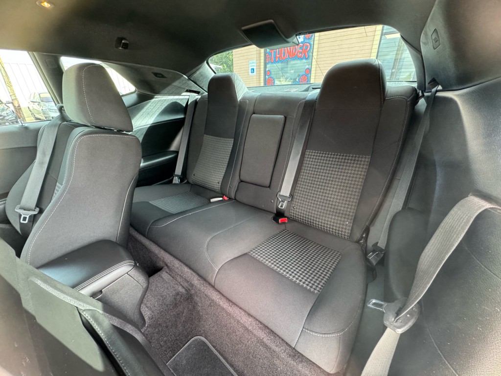 2019 Dodge Challenger Image 43