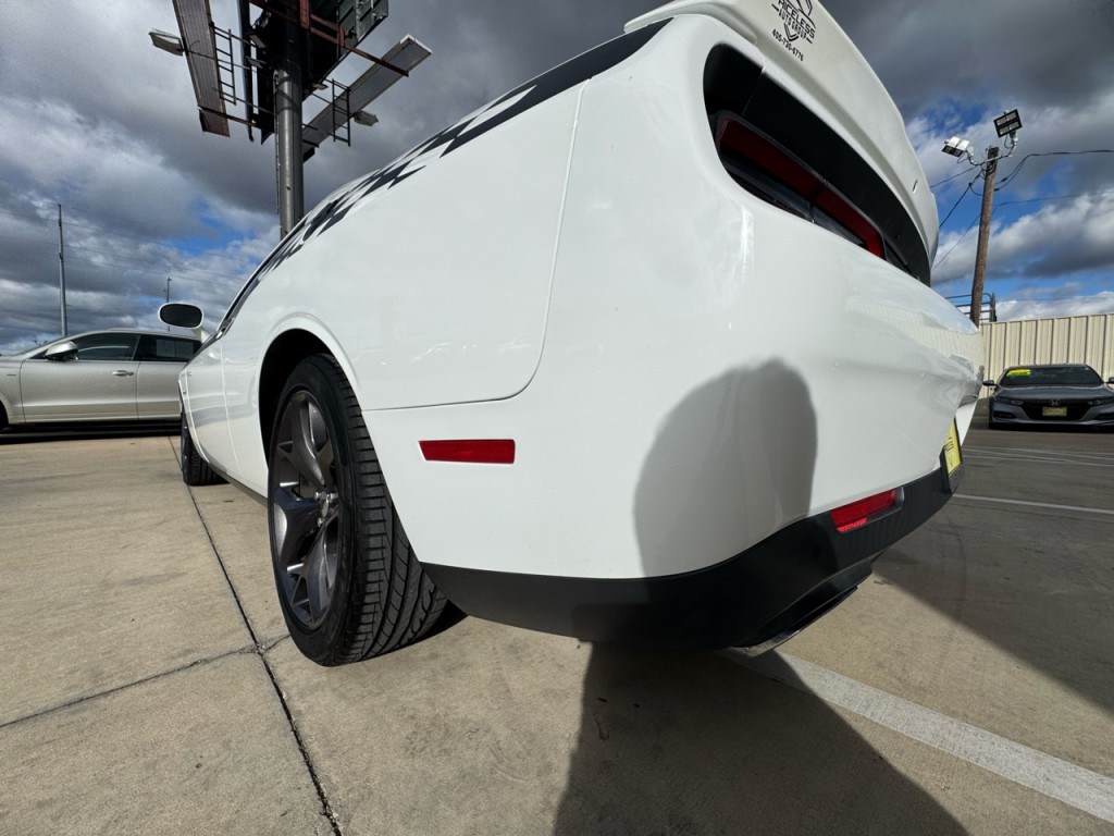 2019 Dodge Challenger Image 62