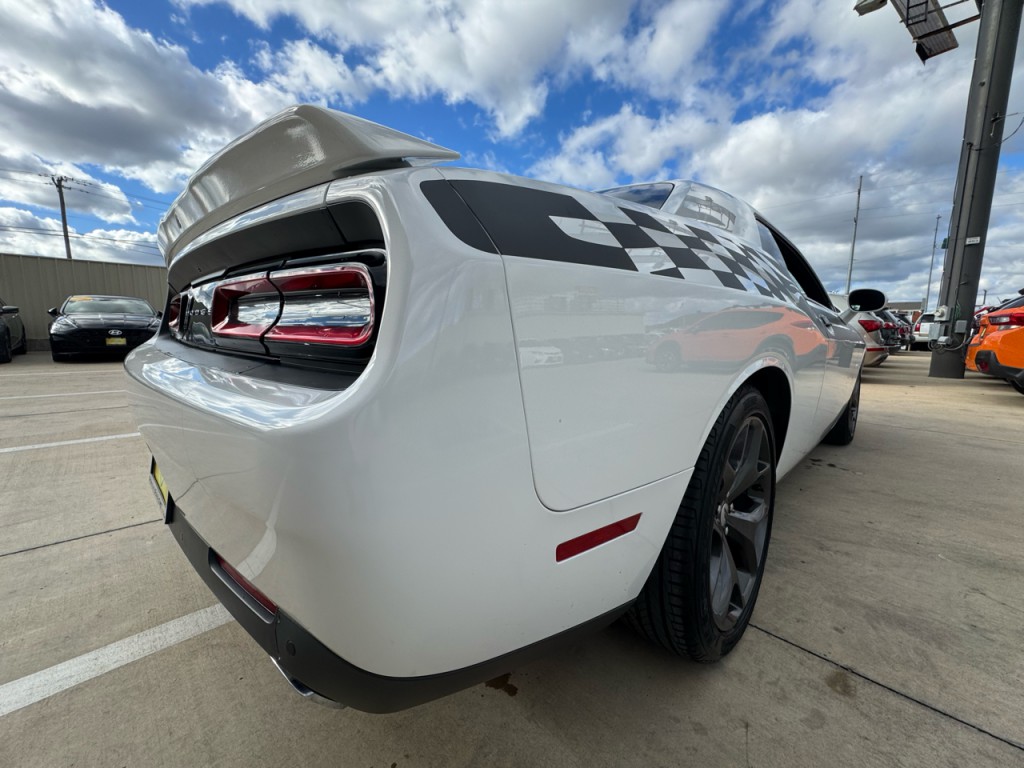 2019 Dodge Challenger Image 63