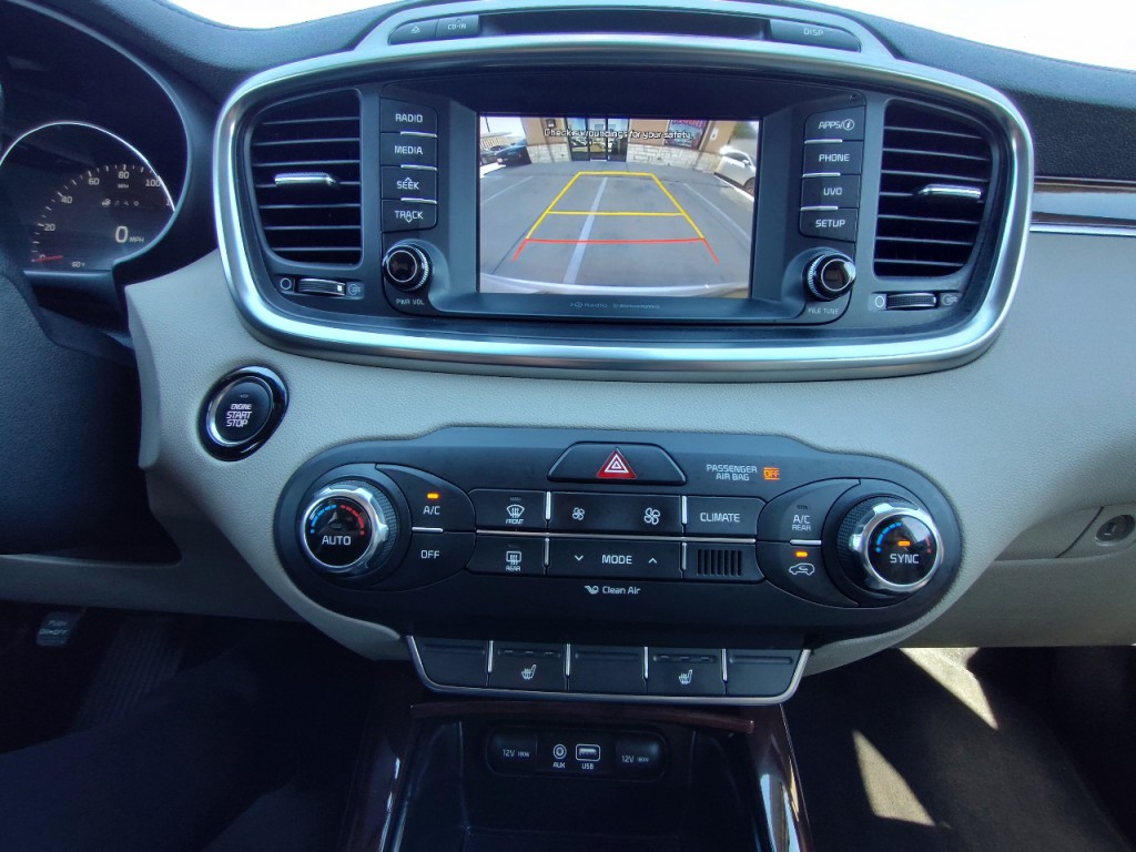 2018 Kia Sorento Image 23