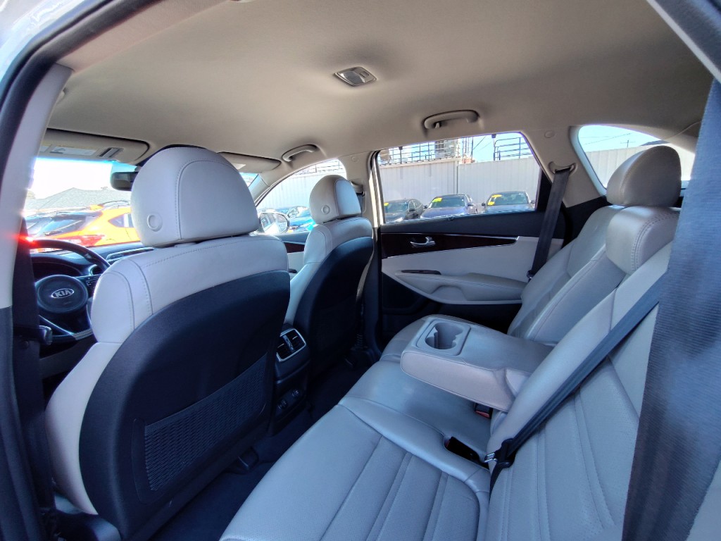 2018 Kia Sorento Image 35