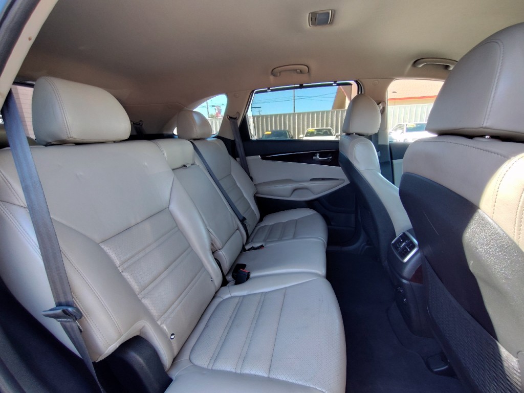2018 Kia Sorento Image 43
