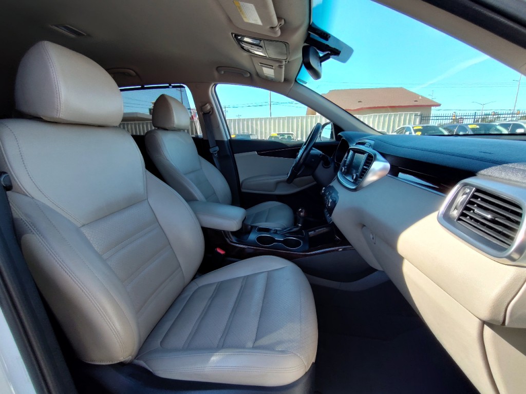 2018 Kia Sorento Image 48
