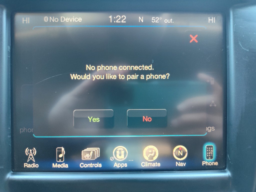 2015 Chrysler 200 Image 32